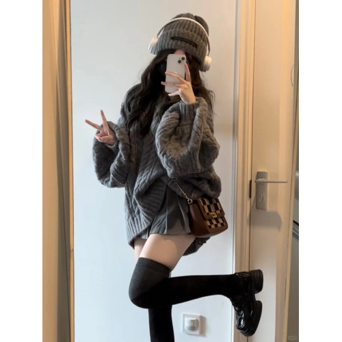 200斤胖MM慵懶復古V領寬松藍紫色麻花毛衣女學生秋冬外穿百搭針織 200斤胖MM慵懶復古V領寬松藍紫色麻花毛衣女學生秋冬外穿百搭針織