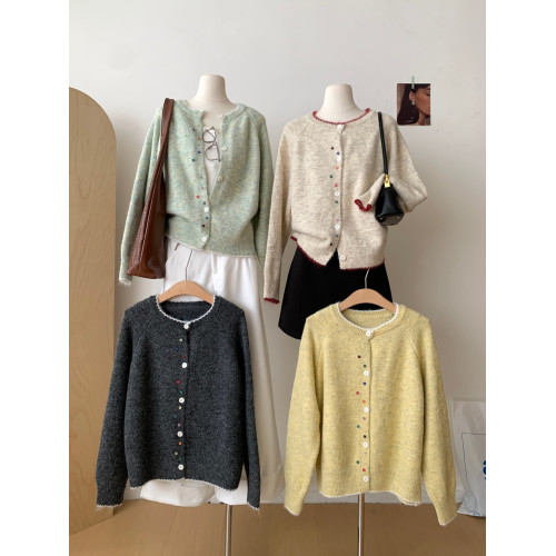 RENA甜美彩釦撞色軟糯長袖針織毛衣女2025早秋減齡寬松開衫上衣