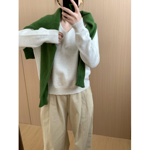 此外 秋季新款V領復古軟糯顯瘦針織衫寬松上衣套頭高級感長袖打底