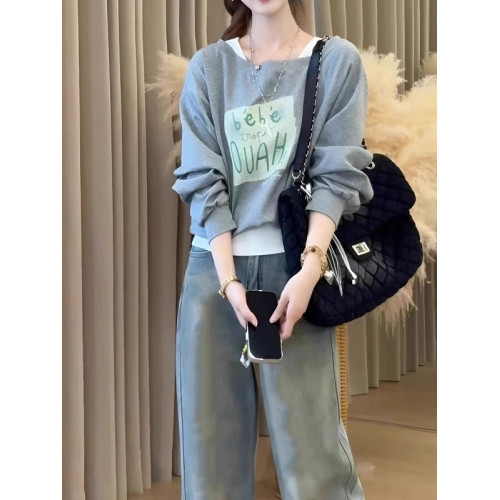 假兩件斜肩字母衛衣女秋季新款大碼胖mm黑色寬松顯瘦遮肉長袖上衣 假兩件斜肩字母衛衣女秋季新款大碼胖mm黑色寬松顯瘦遮肉長袖上衣