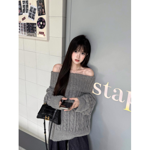 韓系秋冬灰色露肩毛衣上衣一字肩寬松顯瘦高級感麻花慵懶風針織衫 韓系秋冬灰色露肩毛衣上衣一字肩寬松顯瘦高級感麻花慵懶風針織衫