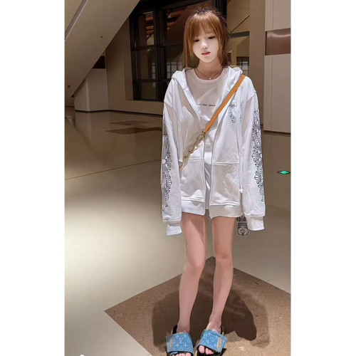 美式高街梵文字母開衫衛衣女秋冬加絨加厚寬松設計感情侶連帽外套 美式高街梵文字母開衫衛衣女秋冬加絨加厚寬松設計感情侶連帽外套