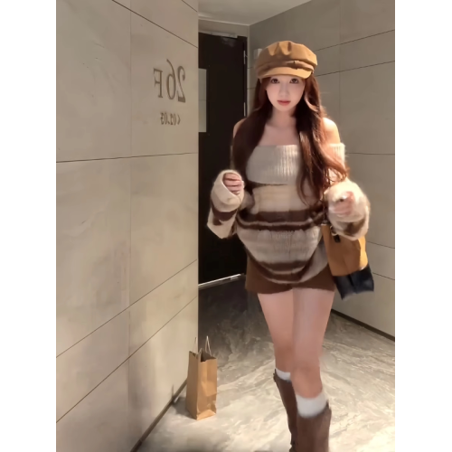 大碼胖妹妹美拉德氣質辣妹一字肩翻領條紋針織衫女時尚慵懶風上衣