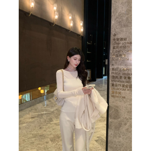 坤總KUN【白晝】羊毛針織打底衫女秋冬白色毛衣修身內搭上衣新款 坤總KUN【白晝】羊毛針織打底衫女秋冬白色毛衣修身內搭上衣新款