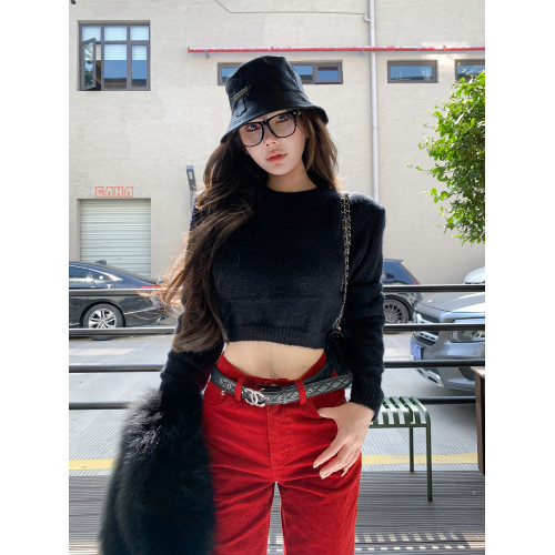 媛媛 【度假and通勤】韓系氣質圓領針織毛衣女純色長袖短款上衣女 媛媛 【度假and通勤】韓系氣質圓領針織毛衣女純色長袖短款上衣女