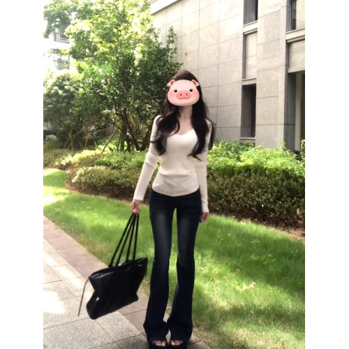 白色V領針織上衣女2026新款巨好看的早春穿搭修身毛衣內搭打底衫