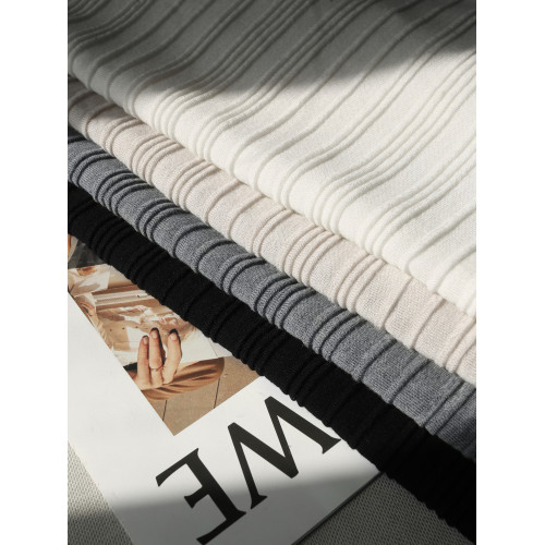 「絲語柔光」秋V領含桑蠶絲羊毛混紡竪坑條鼓包設計針織衫上衣の