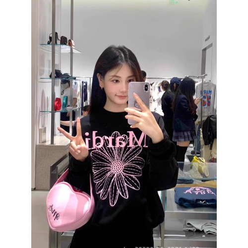 韓國Mardi花衛衣小雛菊圓領薄款上衣刺綉女純棉高銀同款印花絨衫 韓國Mardi花衛衣小雛菊圓領薄款上衣刺綉女純棉高銀同款印花絨衫