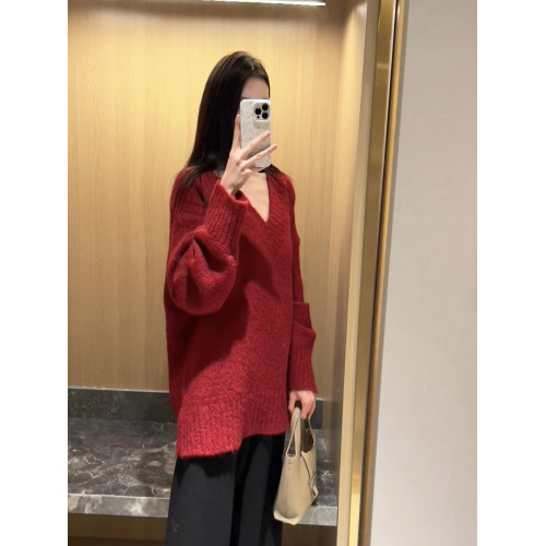 顯白聖誕紅!寬松v領紅色套頭毛衣中長款外穿慵懶風加厚漂亮上衣 顯白聖誕紅!寬松v領紅色套頭毛衣中長款外穿慵懶風加厚漂亮上衣