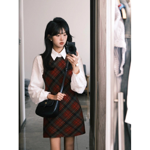 復古聖誕紅色格子背心連衣裙子女設計感白色襯衫短裙兩件套早秋季 復古聖誕紅色格子背心連衣裙子女設計感白色襯衫短裙兩件套早秋季
