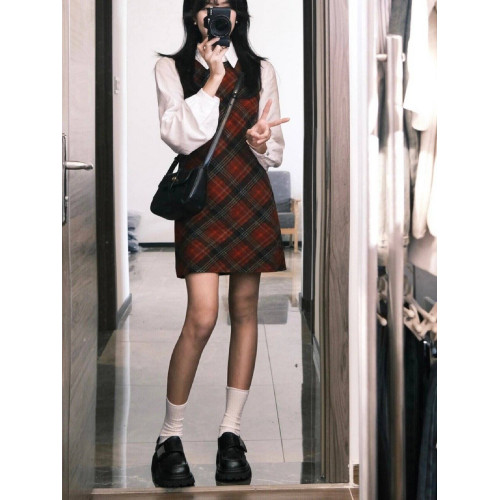 復古聖誕紅色格子背心連衣裙子女設計感白色襯衫短裙兩件套早秋季 復古聖誕紅色格子背心連衣裙子女設計感白色襯衫短裙兩件套早秋季