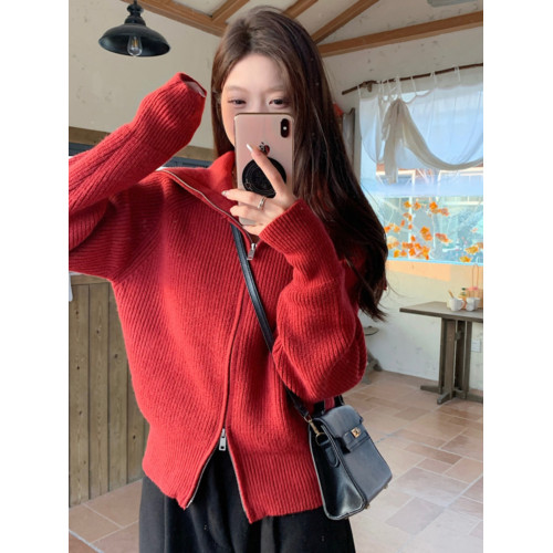 2025年秋季聖誕紅色毛衣外套女翻領喜慶新年紅色拉鍊針織衫短外套 2025年秋季聖誕紅色毛衣外套女翻領喜慶新年紅色拉鍊針織衫短外套