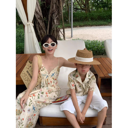 法式度假風高級親子裝一家三口四口海邊沙灘母子母女款吊帶連衣裙 法式度假風高級親子裝一家三口四口海邊沙灘母子母女款吊帶連衣裙