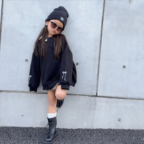 ANKRT 日系秋冬親子裝女童刺綉蝴蝶結洋裝寬松毛圈衛衣兒童上衣 ANKRT 日系秋冬親子裝女童刺綉蝴蝶結洋裝寬松毛圈衛衣兒童上衣