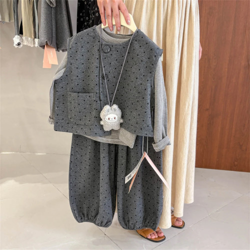 韓韓良品親子裝套裝2025秋新款不規則圓點馬甲打底衫燈籠褲三件套 韓韓良品親子裝套裝2025秋新款不規則圓點馬甲打底衫燈籠褲三件套