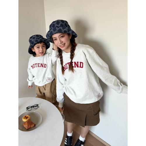 特別的親子裝一家三口春秋衛衣母女母子裝時髦洋氣高級感全家照 特別的親子裝一家三口春秋衛衣母女母子裝時髦洋氣高級感全家照