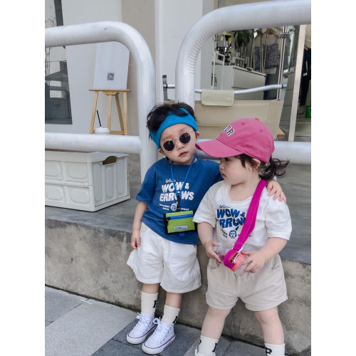 高級炸街不一樣的親子裝夏裝一家三口四口母子母女夏款短袖T恤潮 高級炸街不一樣的親子裝夏裝一家三口四口母子母女夏款短袖T恤潮