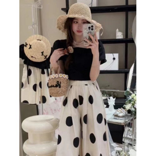 高級親子裝夏裝母女網紅2024夏季泡泡袖短袖炸街白色波點濶腿褲潮 高級親子裝夏裝母女網紅2024夏季泡泡袖短袖炸街白色波點濶腿褲潮