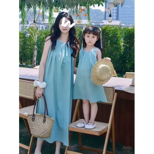 法式親子裝夏季高級一家三口全家裝襯衫三亞海邊度假母女連衣裙 法式親子裝夏季高級一家三口全家裝襯衫三亞海邊度假母女連衣裙
