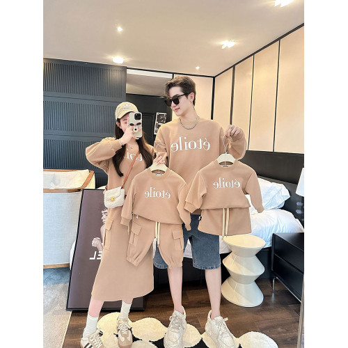 2024新款炸街親子裝母女半身裙一家三口嬰兒連體母子春秋衛衣套裝 2024新款炸街親子裝母女半身裙一家三口嬰兒連體母子春秋衛衣套裝