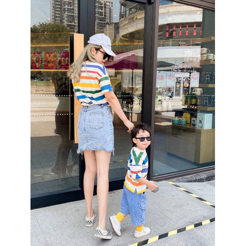 今年流行的親子裝多巴胺潮流韓範大碼寬松T恤親子裝母子母女時尚 今年流行的親子裝多巴胺潮流韓範大碼寬松T恤親子裝母子母女時尚