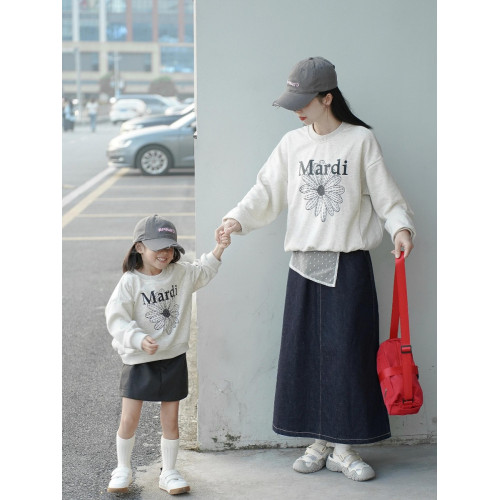 高級親子裝衛衣一家三口春秋母女裝長袖炸街親子裝母子父子全家裝 高級親子裝衛衣一家三口春秋母女裝長袖炸街親子裝母子父子全家裝