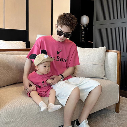 韓版嬰兒親子裝2025夏裝字母拼接母女連衣裙一家三口兒童短袖T恤 韓版嬰兒親子裝2025夏裝字母拼接母女連衣裙一家三口兒童短袖T恤