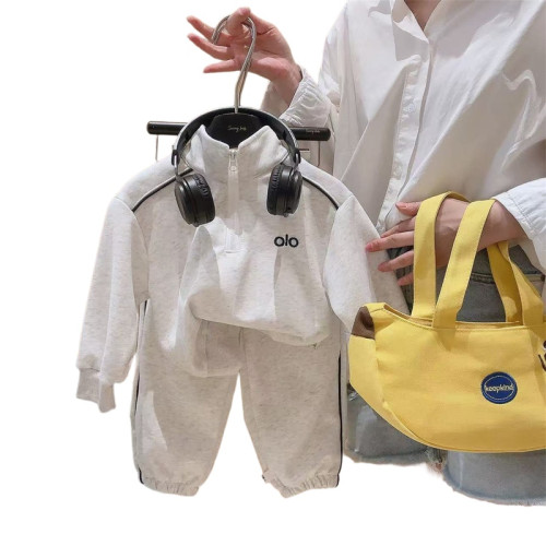 親子裝棉質套裝2025春秋新款韓版立領字母刺綉衛衣衛褲休閒兩件套 親子裝棉質套裝2025春秋新款韓版立領字母刺綉衛衣衛褲休閒兩件套