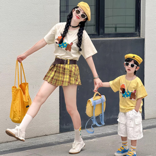 圓小柒特別的親子裝男女童短袖T恤母女母子一家三口四口多巴胺裝 圓小柒特別的親子裝男女童短袖T恤母女母子一家三口四口多巴胺裝