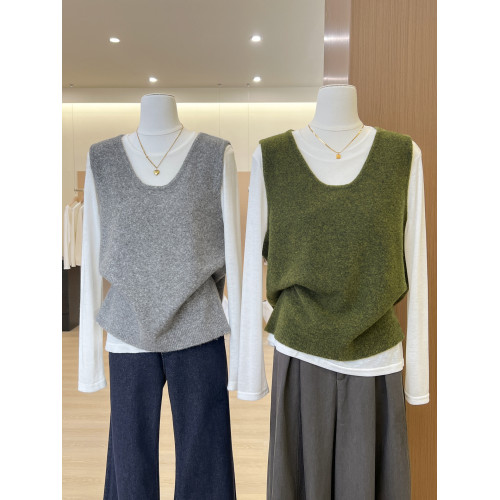 後背鏤空設計感U型領針織馬甲女秋冬襯衫曡穿外搭聖誕綠毛衣背心 後背鏤空設計感U型領針織馬甲女秋冬襯衫曡穿外搭聖誕綠毛衣背心