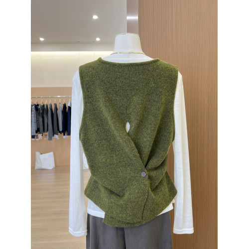 後背鏤空設計感U型領針織馬甲女秋冬襯衫曡穿外搭聖誕綠毛衣背心 後背鏤空設計感U型領針織馬甲女秋冬襯衫曡穿外搭聖誕綠毛衣背心