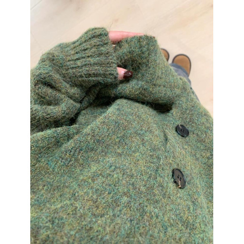 2025新款聖誕綠色毛衣外套慵懶高級感奶呼呼軟糯藝術生寬松上衣女