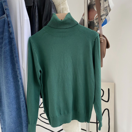 韓系簡約純色柔軟彈力聖誕綠高領針織衫 0.25KG 韓系簡約純色柔軟彈力聖誕綠高領針織衫 0.25KG