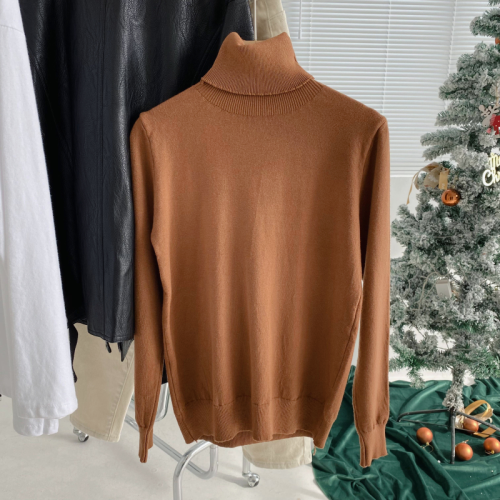 韓系簡約純色柔軟彈力聖誕綠高領針織衫 0.25KG 韓系簡約純色柔軟彈力聖誕綠高領針織衫 0.25KG