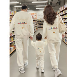 親子裝一家三口秋季衛衣全家福拍照2025新款炸街母女母子親子衛衣