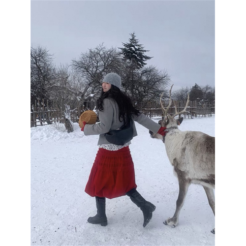 聖誕紅色穿搭氛圍感木耳邊半身裙女早秋甜美百搭A字高腰花苞裙ins 聖誕紅色穿搭氛圍感木耳邊半身裙女早秋甜美百搭A字高腰花苞裙ins