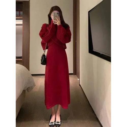 2025新款新年戰袍聖誕紅色針織連衣裙女秋冬高領毛衣套裝裙兩件套 2025新款新年戰袍聖誕紅色針織連衣裙女秋冬高領毛衣套裝裙兩件套
