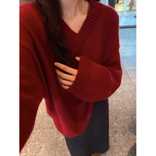 歐貨高級感聖誕紅色浣熊絨v領毛衣女秋冬軟糯慵懶風本命年針織衫 歐貨高級感聖誕紅色浣熊絨v領毛衣女秋冬軟糯慵懶風本命年針織衫