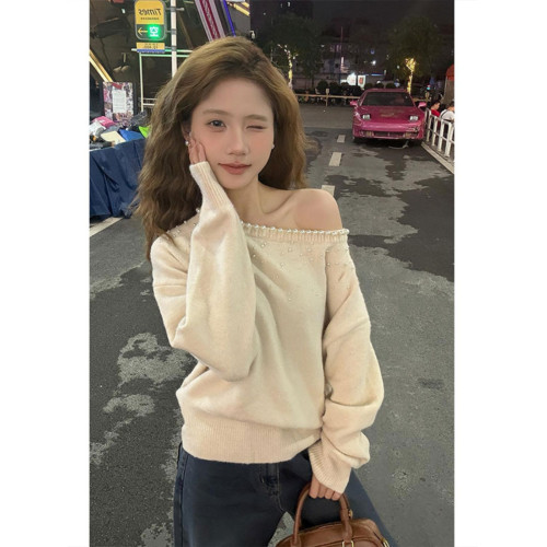 新年過年戰袍聖誕紅色不規則斜肩毛衣女秋冬慵懶風露肩針織衫上衣 新年過年戰袍聖誕紅色不規則斜肩毛衣女秋冬慵懶風露肩針織衫上衣