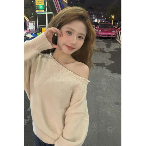 新年過年戰袍聖誕紅色不規則斜肩毛衣女秋冬慵懶風露肩針織衫上衣 新年過年戰袍聖誕紅色不規則斜肩毛衣女秋冬慵懶風露肩針織衫上衣