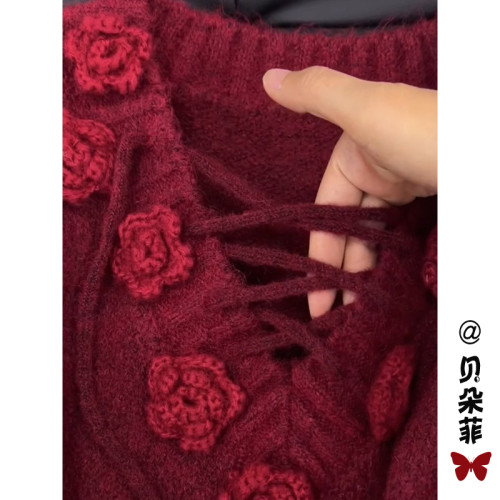 新年聖誕紅色v領毛衣外套女款2025新款春季慵懶高級感針織衫上衣 新年聖誕紅色v領毛衣外套女款2025新款春季慵懶高級感針織衫上衣