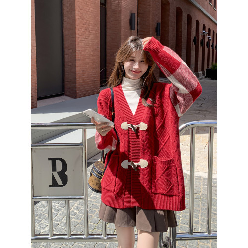 新年聖誕紅色牛角釦毛衣針織開衫女春秋新款寬松慵懶風小個子外套 新年聖誕紅色牛角釦毛衣針織開衫女春秋新款寬松慵懶風小個子外套