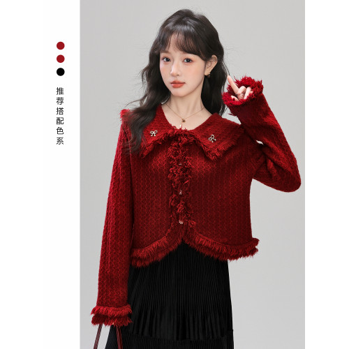 帛卡琪2025秋冬新款聖誕紅色開衫毛衣外套女毛邊設計針織衫短上衣