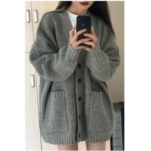 新年聖誕紅色針織毛衣女秋冬新款寬松外穿V領開衫外套慵懶上衣厚 新年聖誕紅色針織毛衣女秋冬新款寬松外穿V領開衫外套慵懶上衣厚