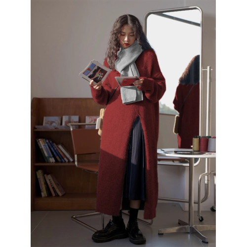 2024秋冬季新年聖誕紅針織毛衣裙女寬松慵懶風套頭開叉過膝連衣裙