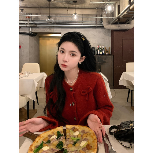 陳大鈺聖誕紅色超好看蝴蝶結毛衣女秋冬別致絕美短款針織開衫外套