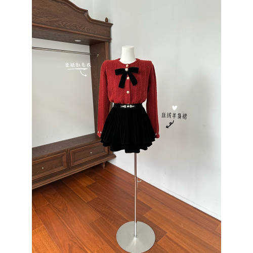 聖誕紅色毛衣外套女秋冬2024新款黑色蝴蝶結加厚圓領針織開衫上衣 聖誕紅色毛衣外套女秋冬2024新款黑色蝴蝶結加厚圓領針織開衫上衣