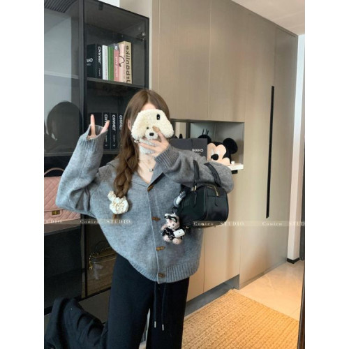 連帽牛角釦聖誕紅色毛衣外套女夏季2025新款寬松顯瘦復古針織上衣