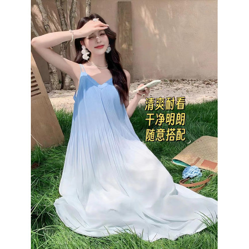 法式親子裝漸變母女2025新款夏天海邊度假一家三口母子T恤吊帶裙