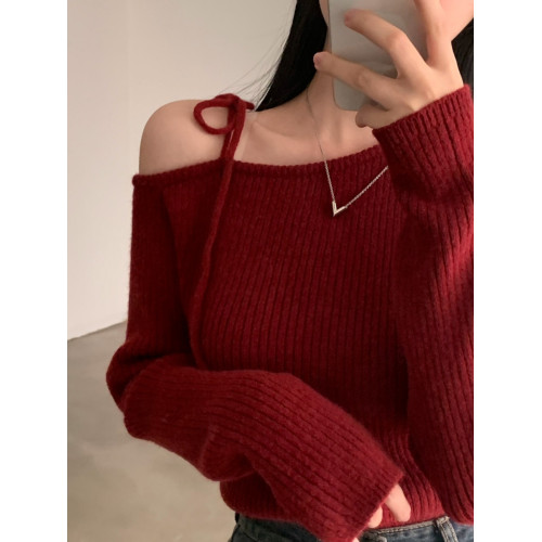 本命年聖誕紅色露肩系帶針織毛衣女秋冬設計感小衆軟糯一字肩上衣